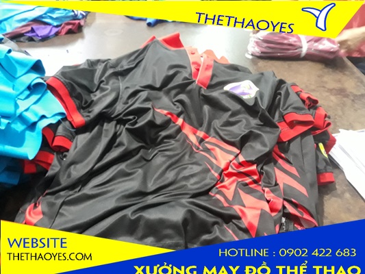 áo thun nam có cổ 